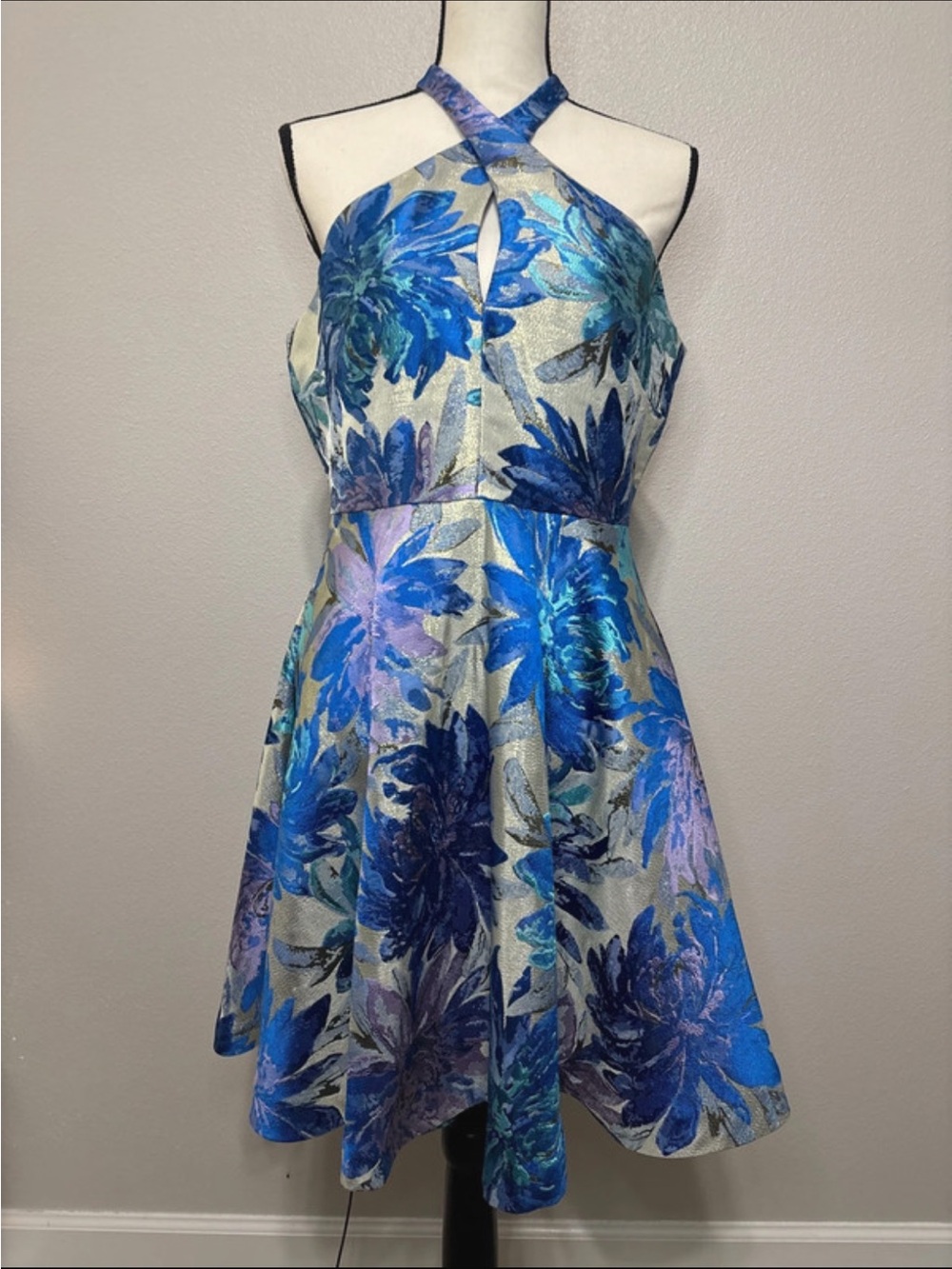 Badgley Mischka Blue Floral Jacquard Dress